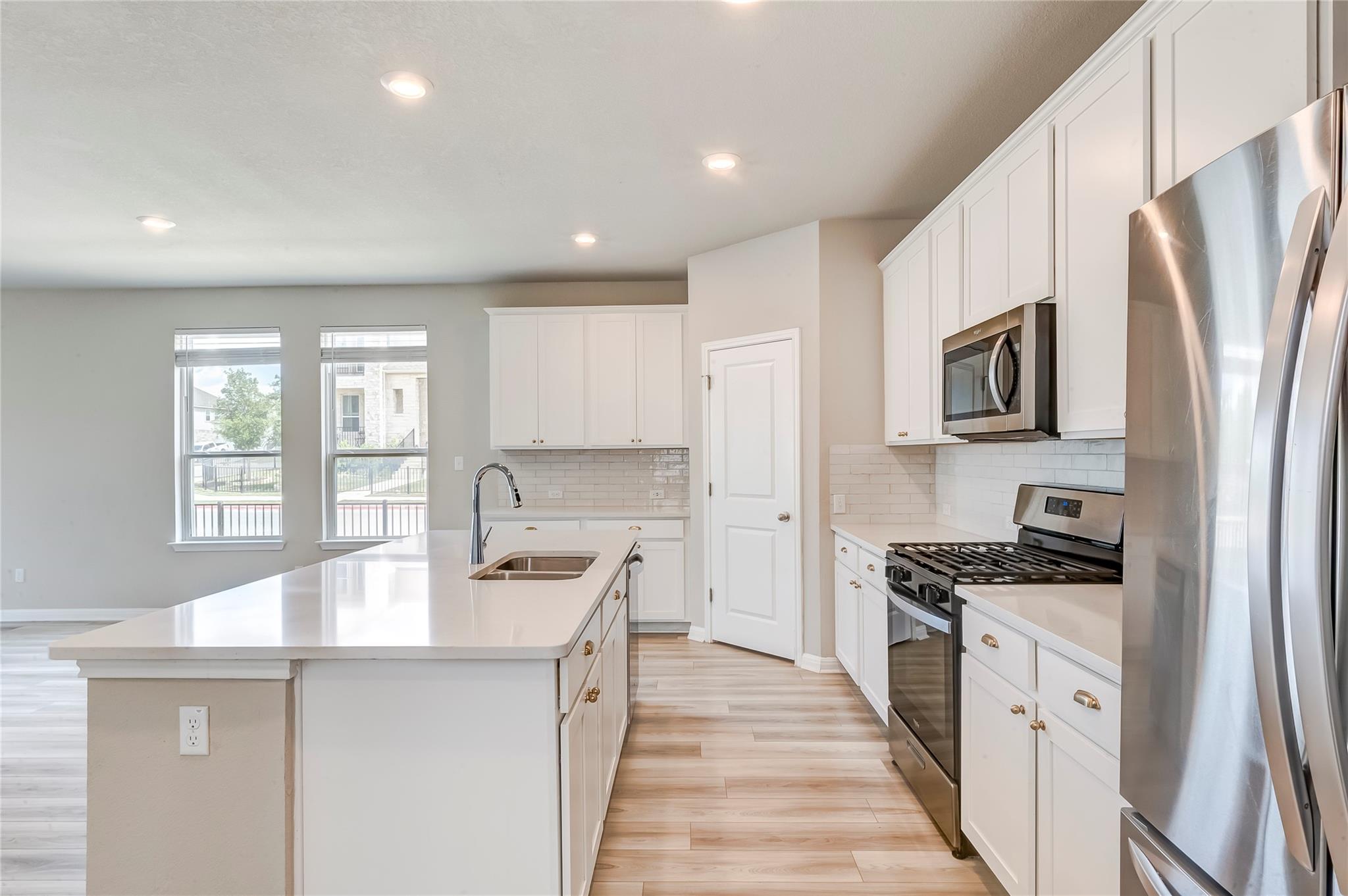 218 Glass Mountains Way Dripping Springs TX 78620