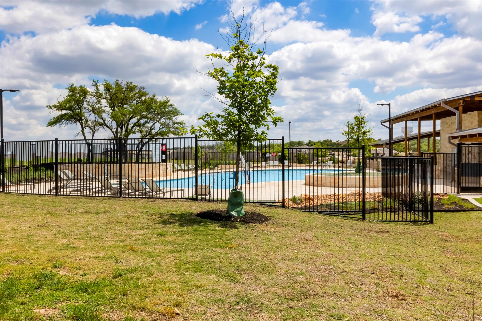 218 Glass Mountains Way Dripping Springs TX 78620