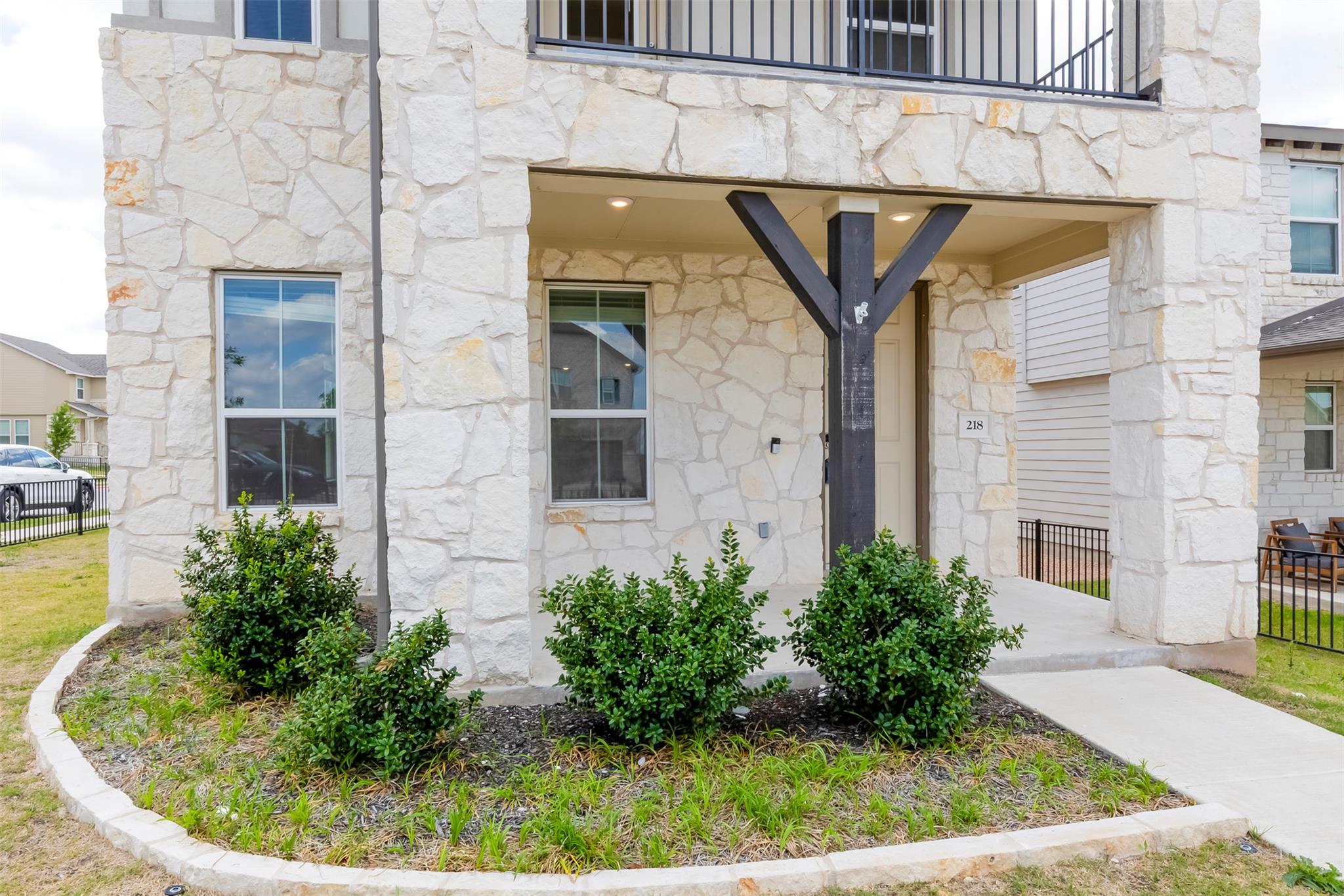 218 Glass Mountains Way Dripping Springs TX 78620