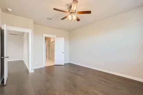 2412 Lakey Cove Leander TX 78641