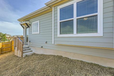 2412 Lakey Cove Leander TX 78641