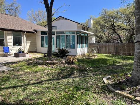 6401 Woodcrest Drive Austin TX 78759