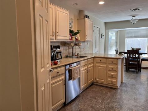 6401 Woodcrest Drive Austin TX 78759