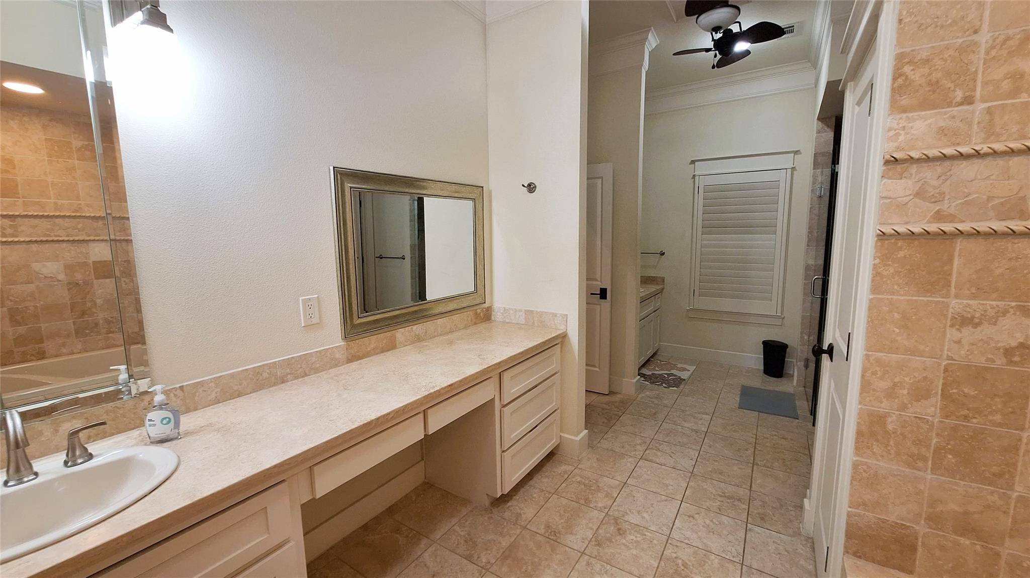 130 Squires Drive Lakeway TX 78734