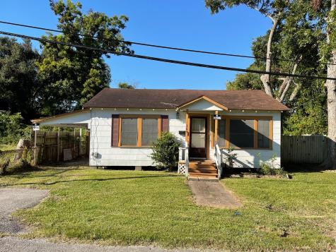 365 E Irby Street Beaumont TX 77705