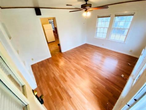 365 E Irby Street Beaumont TX 77705