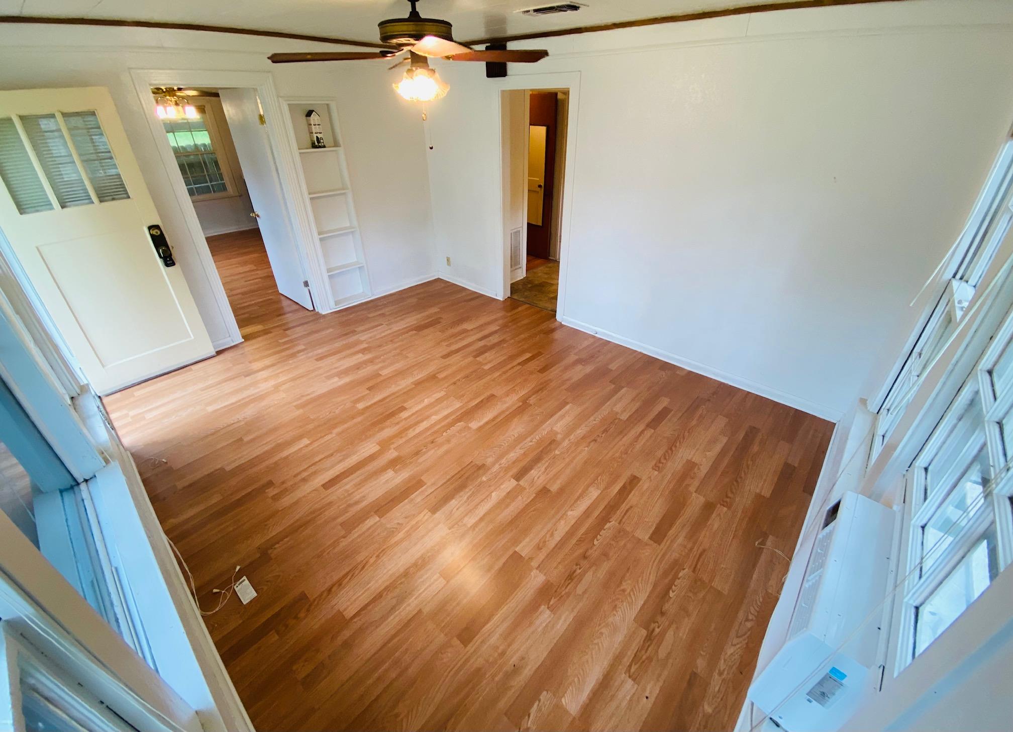 365 E Irby Street Beaumont TX 77705