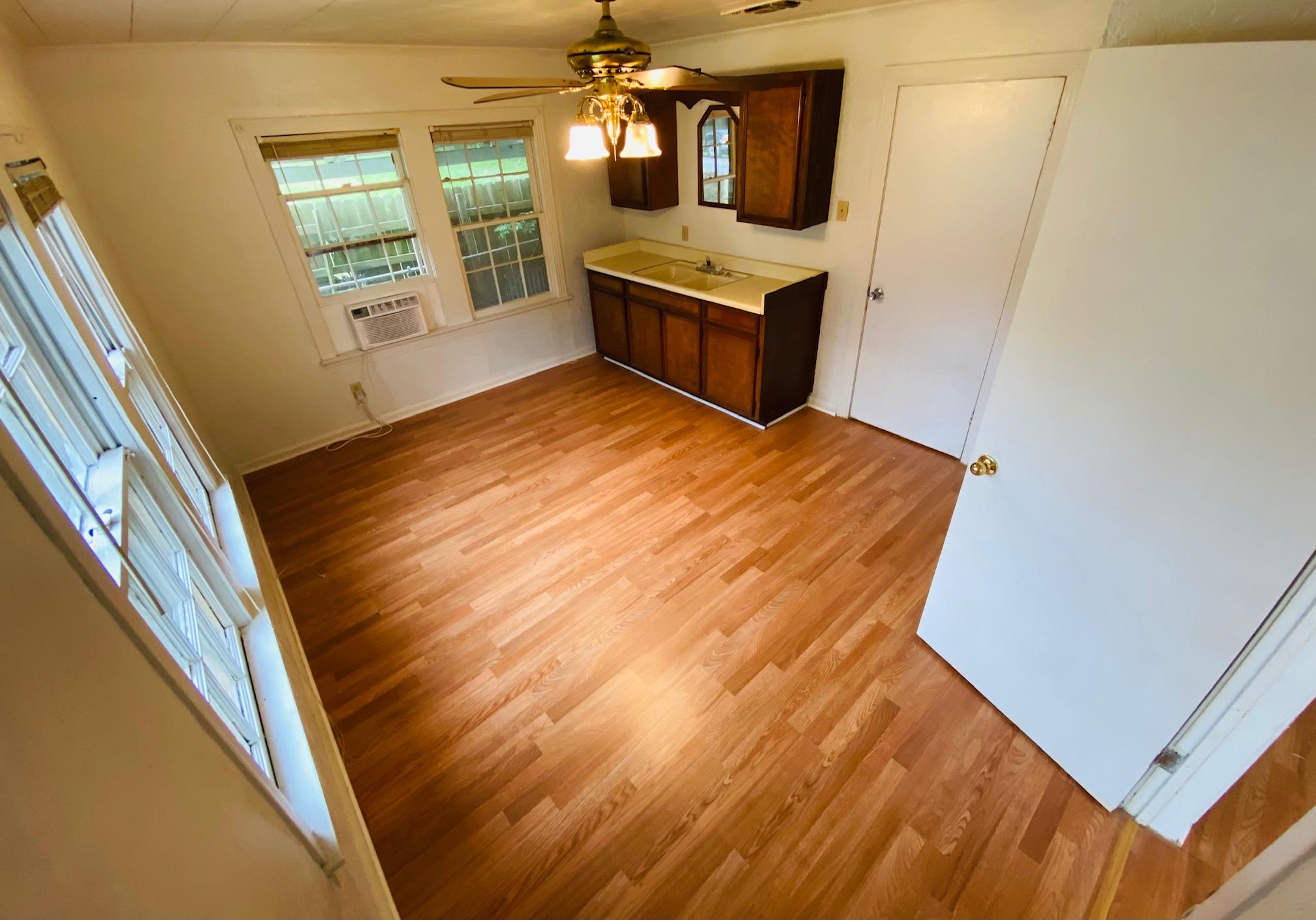 365 E Irby Street Beaumont TX 77705