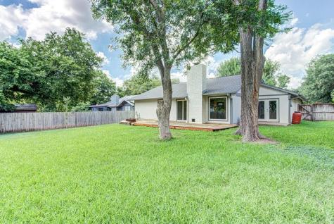 1406 Thornridge Road Austin TX 78758