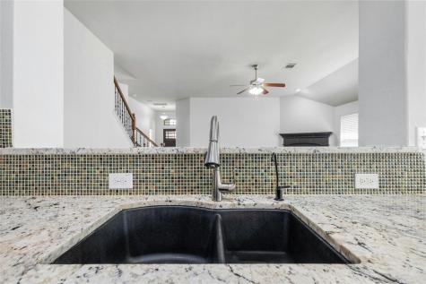 5916 Gunnison Turn Cove Austin TX 78738
