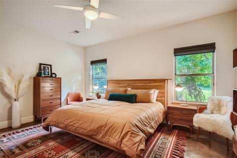 21825 Briarcliff Drive Spicewood TX 78669