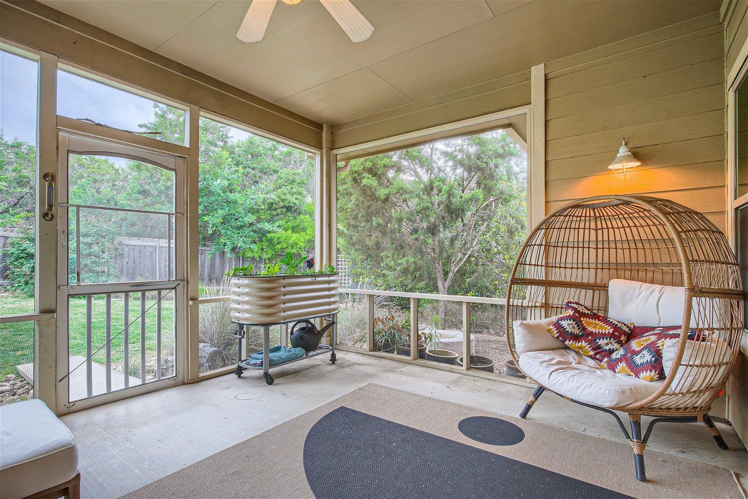 21825 Briarcliff Drive Spicewood TX 78669