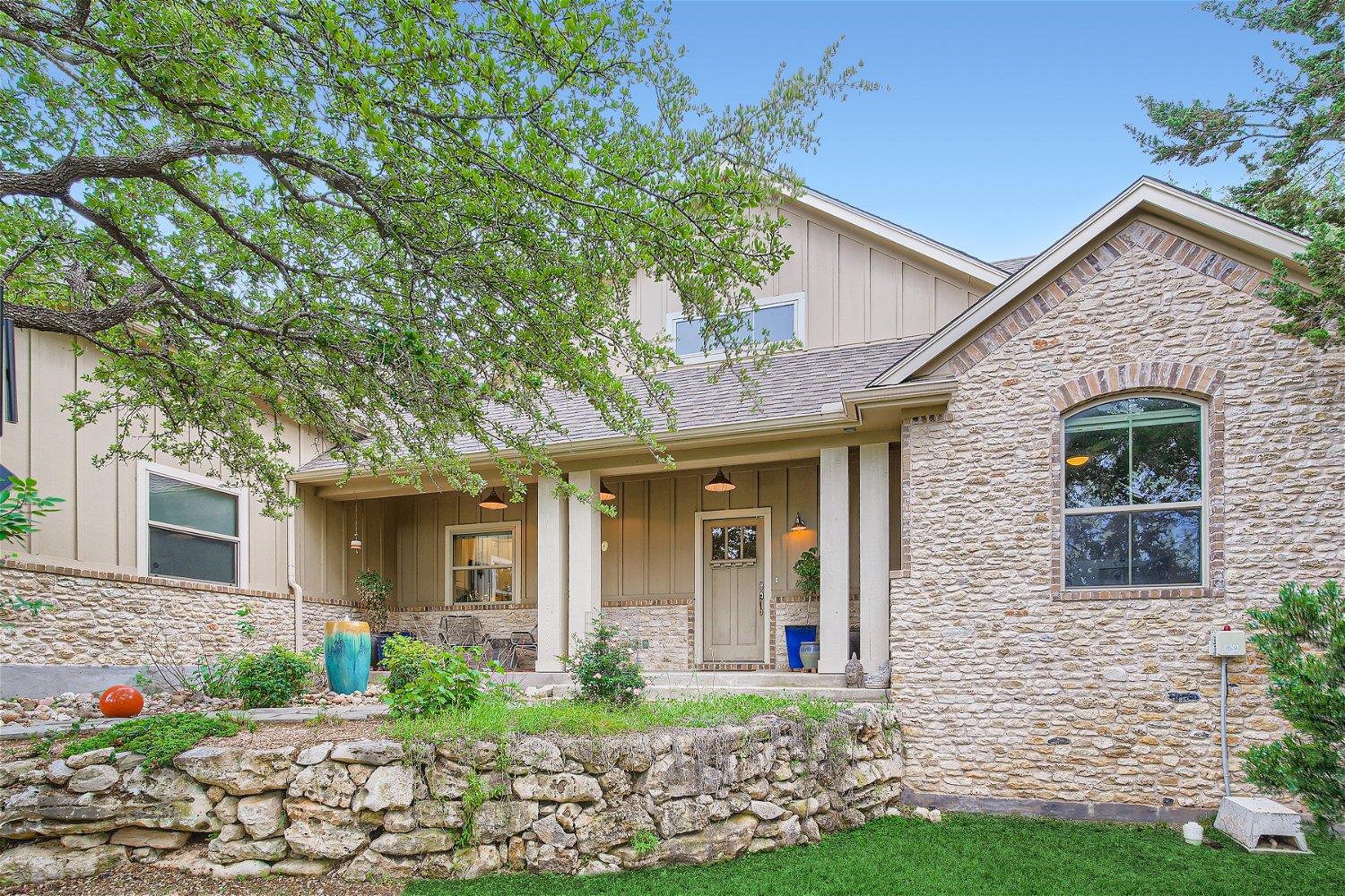 21825 Briarcliff Drive Spicewood TX 78669