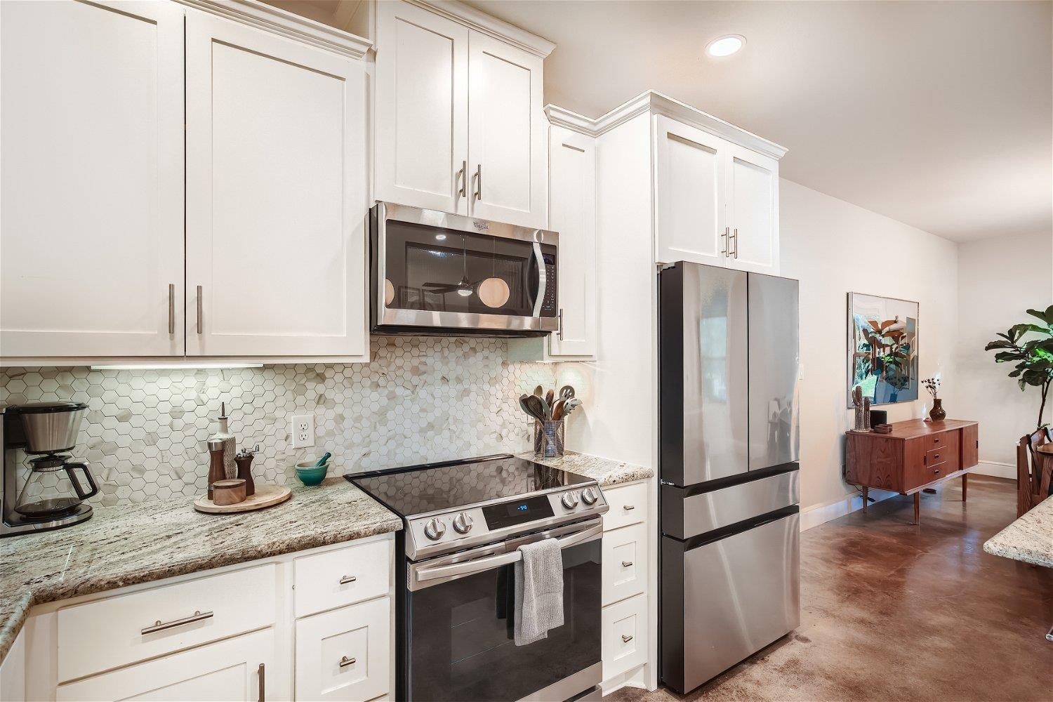 21825 Briarcliff Drive Spicewood TX 78669