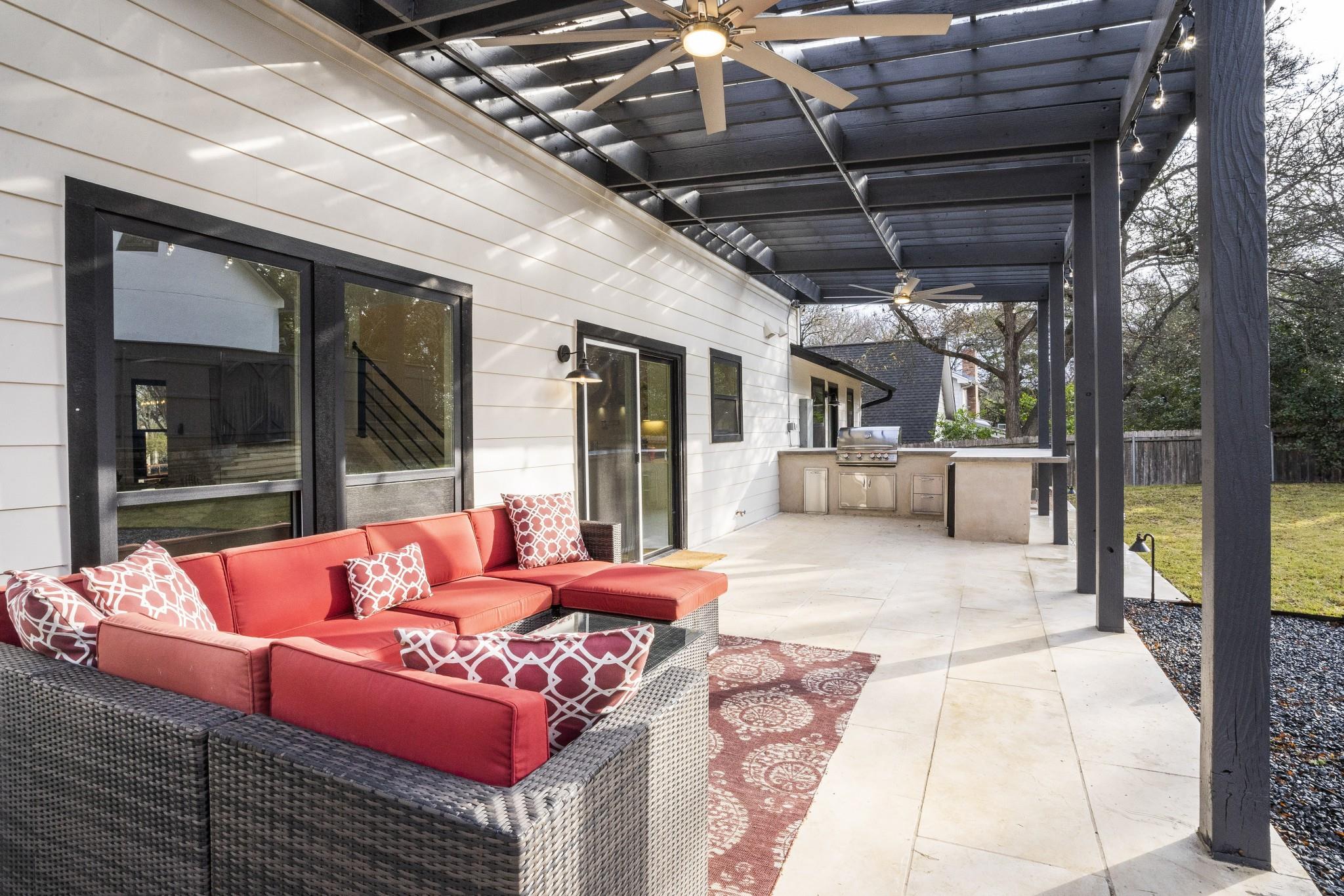 2001 Wychwood Drive Austin TX 78746