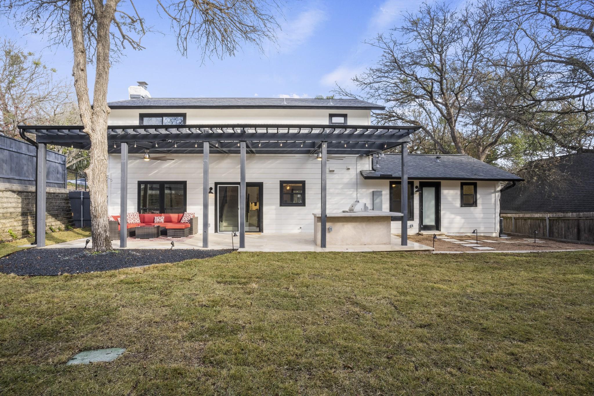 2001 Wychwood Drive Austin TX 78746