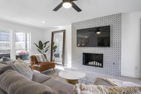 2001 Wychwood Drive Austin TX 78746