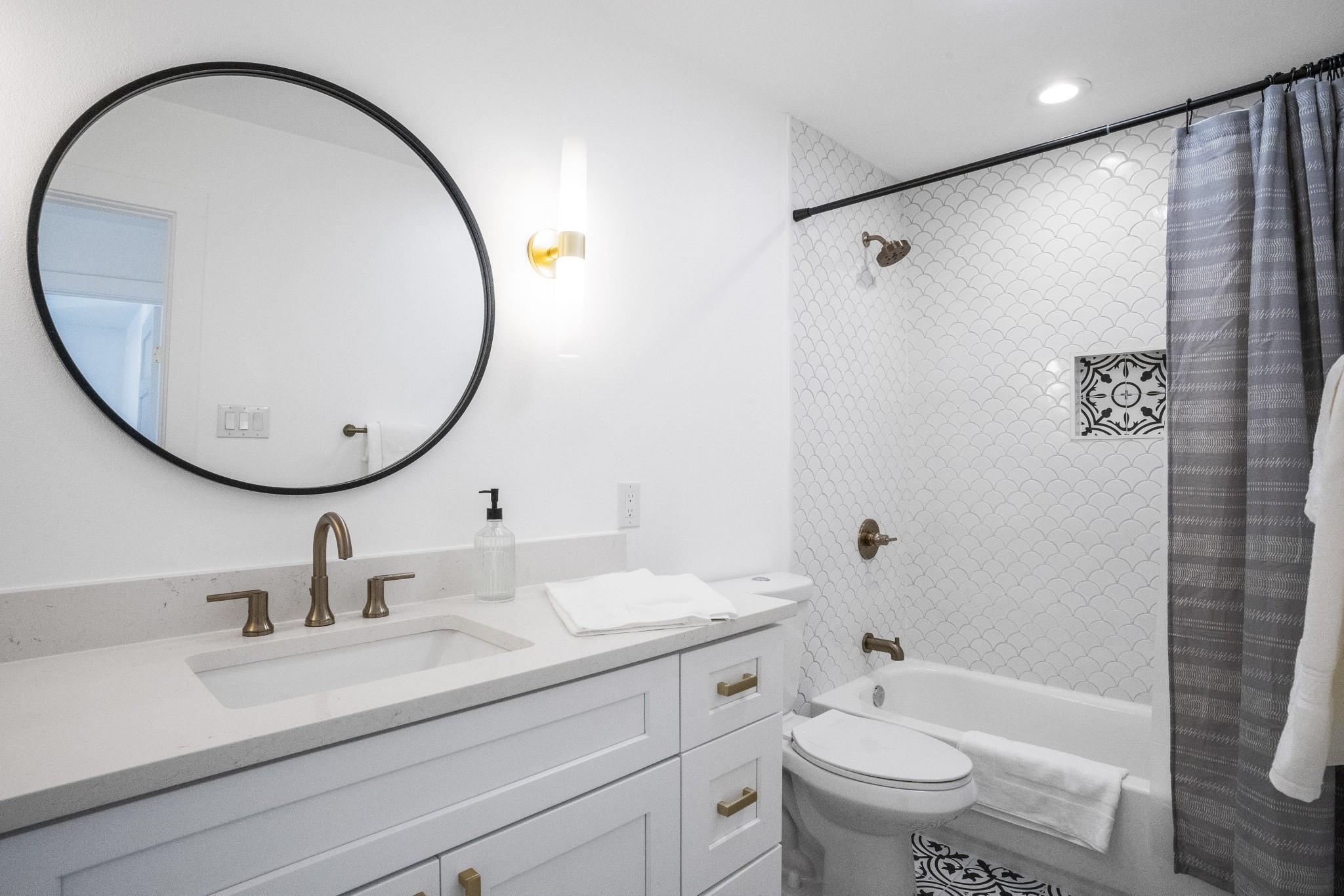 2001 Wychwood Drive Austin TX 78746