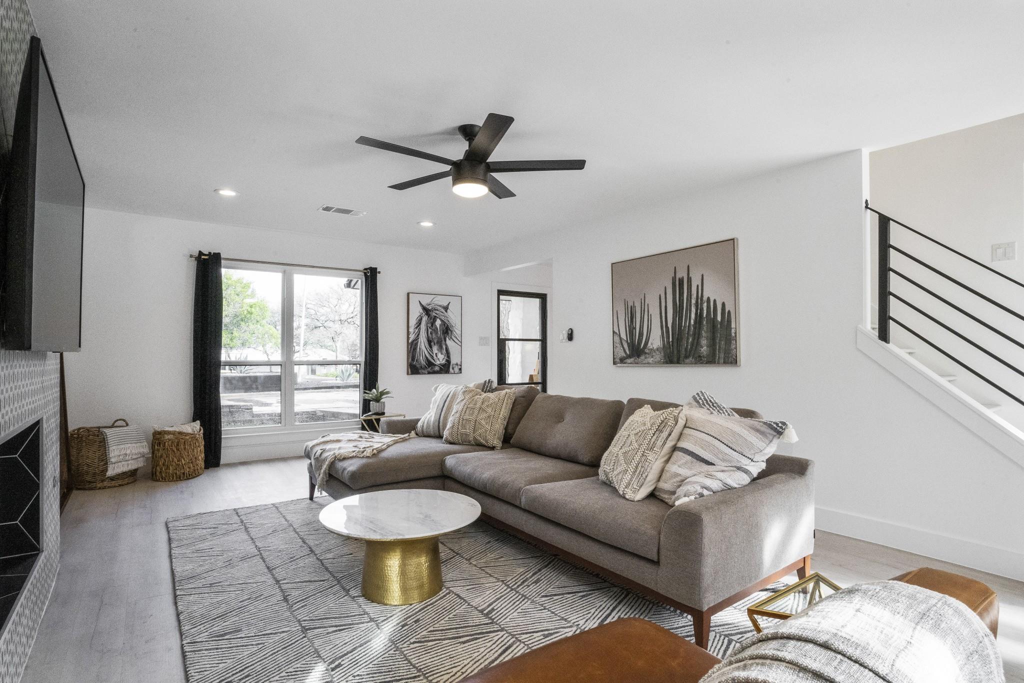 2001 Wychwood Drive Austin TX 78746