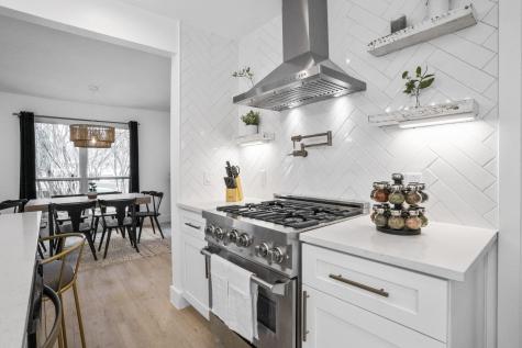 2001 Wychwood Drive Austin TX 78746