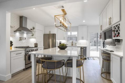 2001 Wychwood Drive Austin TX 78746