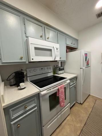 2706 Salado Street Austin TX 78705