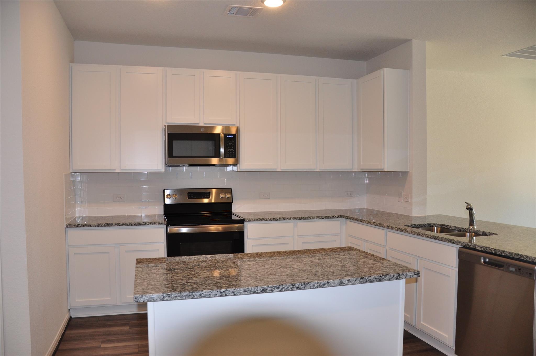 504 Lt Rusty Drive Jarrell TX 76537