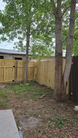 101 S Lockhart Street Manor TX 78653