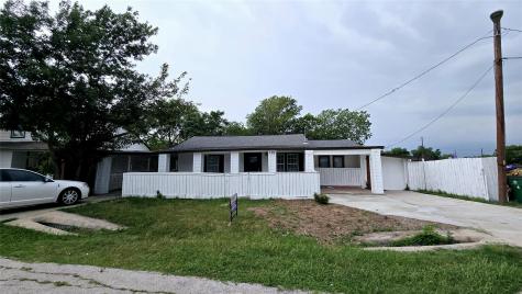 101 S Lockhart Street Manor TX 78653