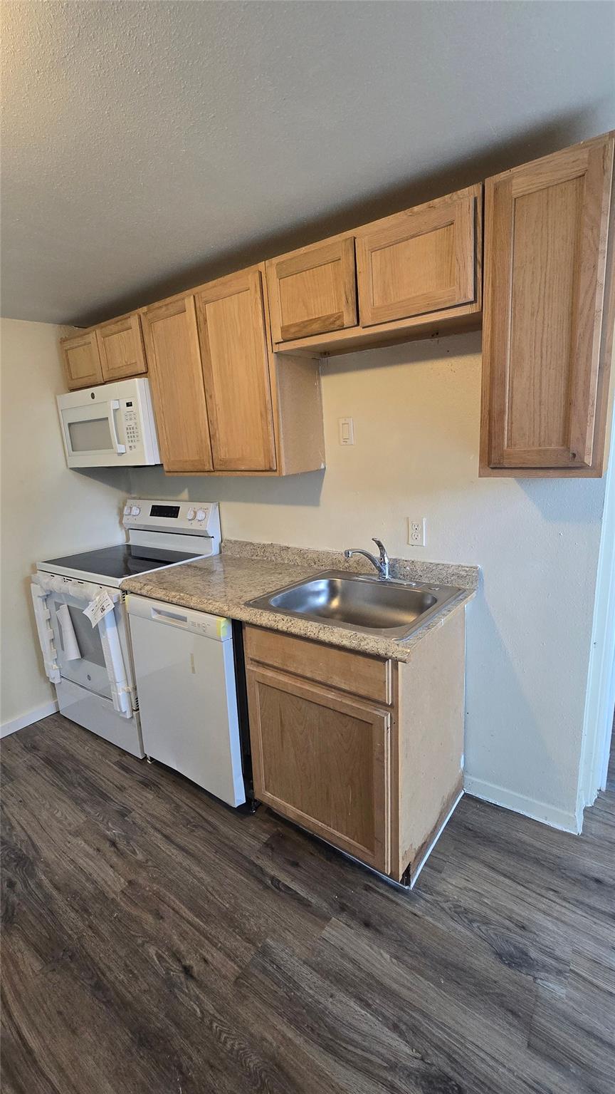 101 S Lockhart Street Manor TX 78653