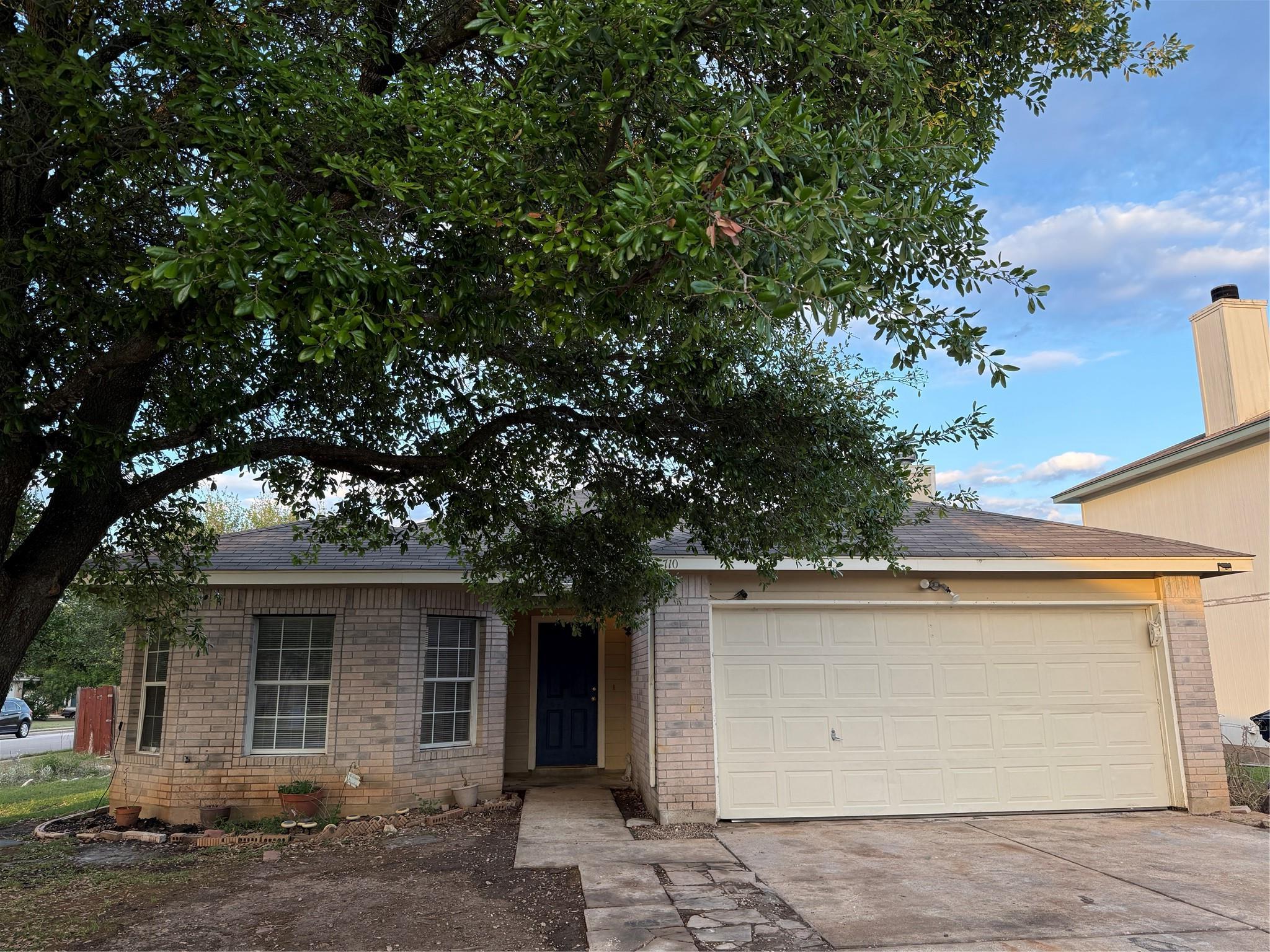 710 Eaglecreek Drive Leander TX 78641