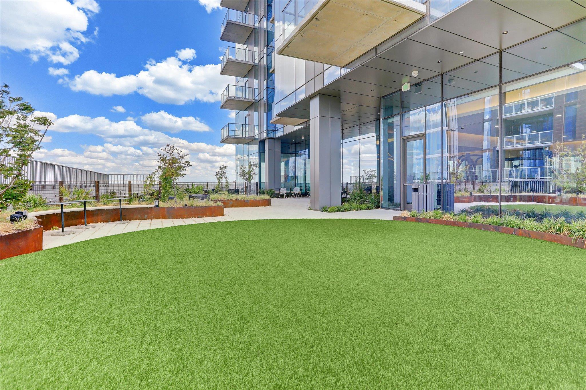 44 East Avenue Austin TX 78701