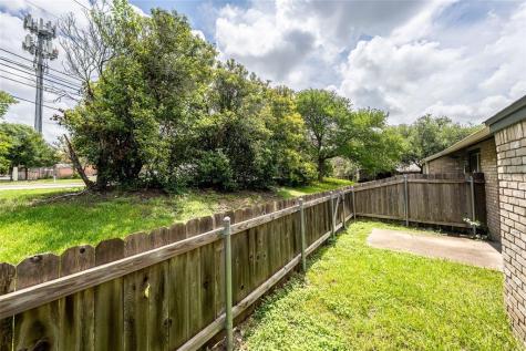 1015 E Yager Lane Austin TX 78753