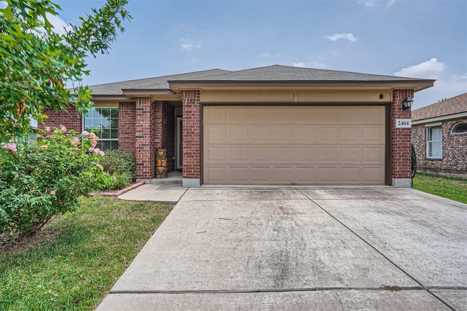 2404 Night Sky Cove Lockhart TX 78644