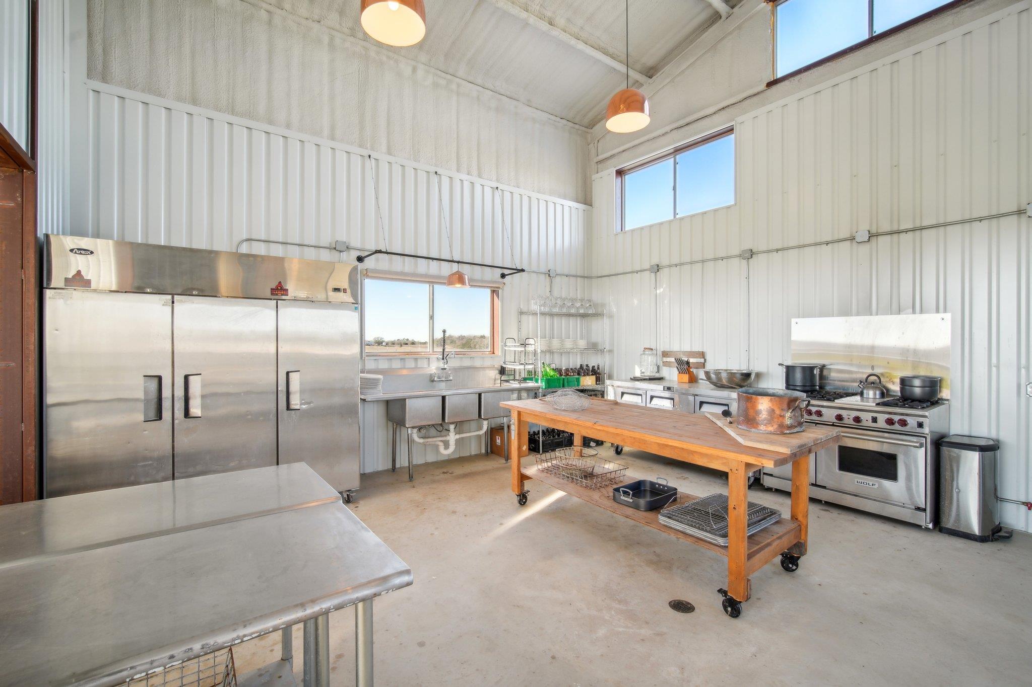 2200 Highway 21 E Paige TX 78659