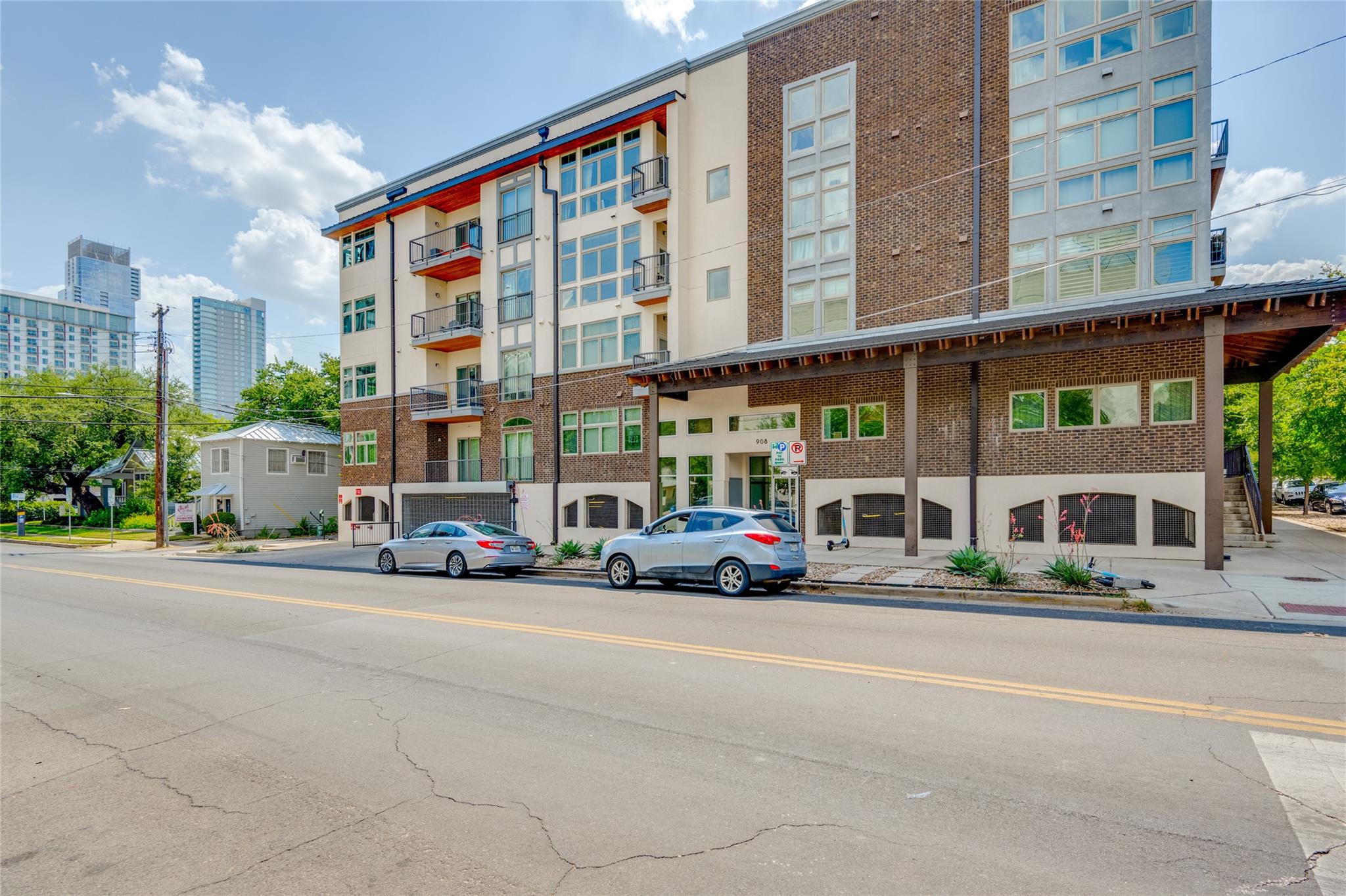 908 Nueces Street Austin TX 78701