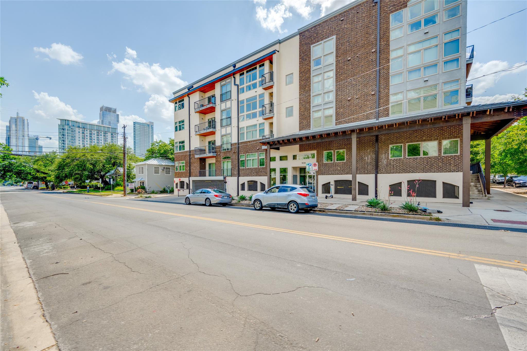 908 Nueces Street Austin TX 78701