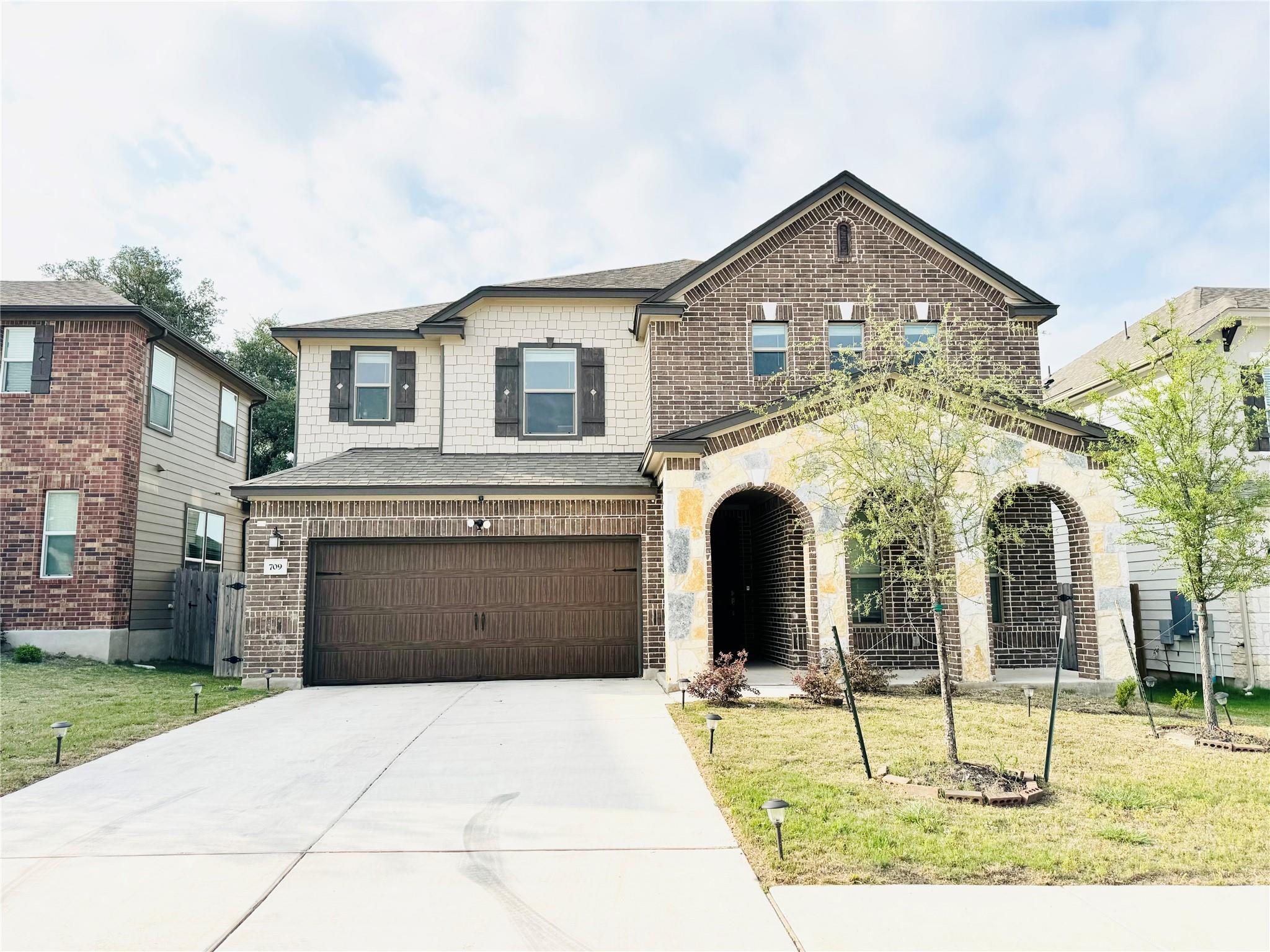 709 Jud Allen Way Leander TX 78641
