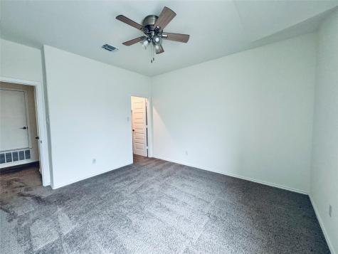 709 Jud Allen Way Leander TX 78641
