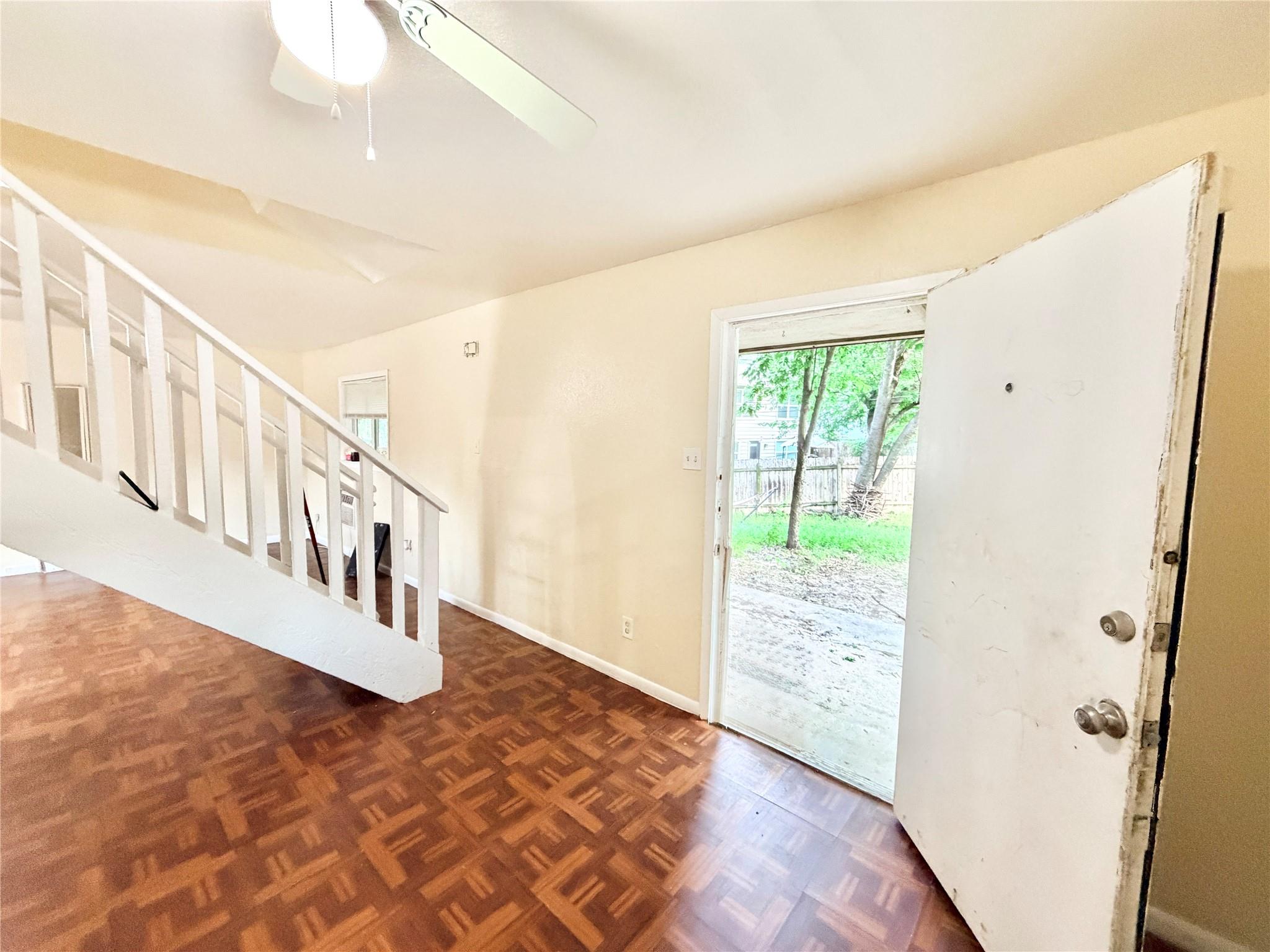 6257 Manor Road Austin TX 78723