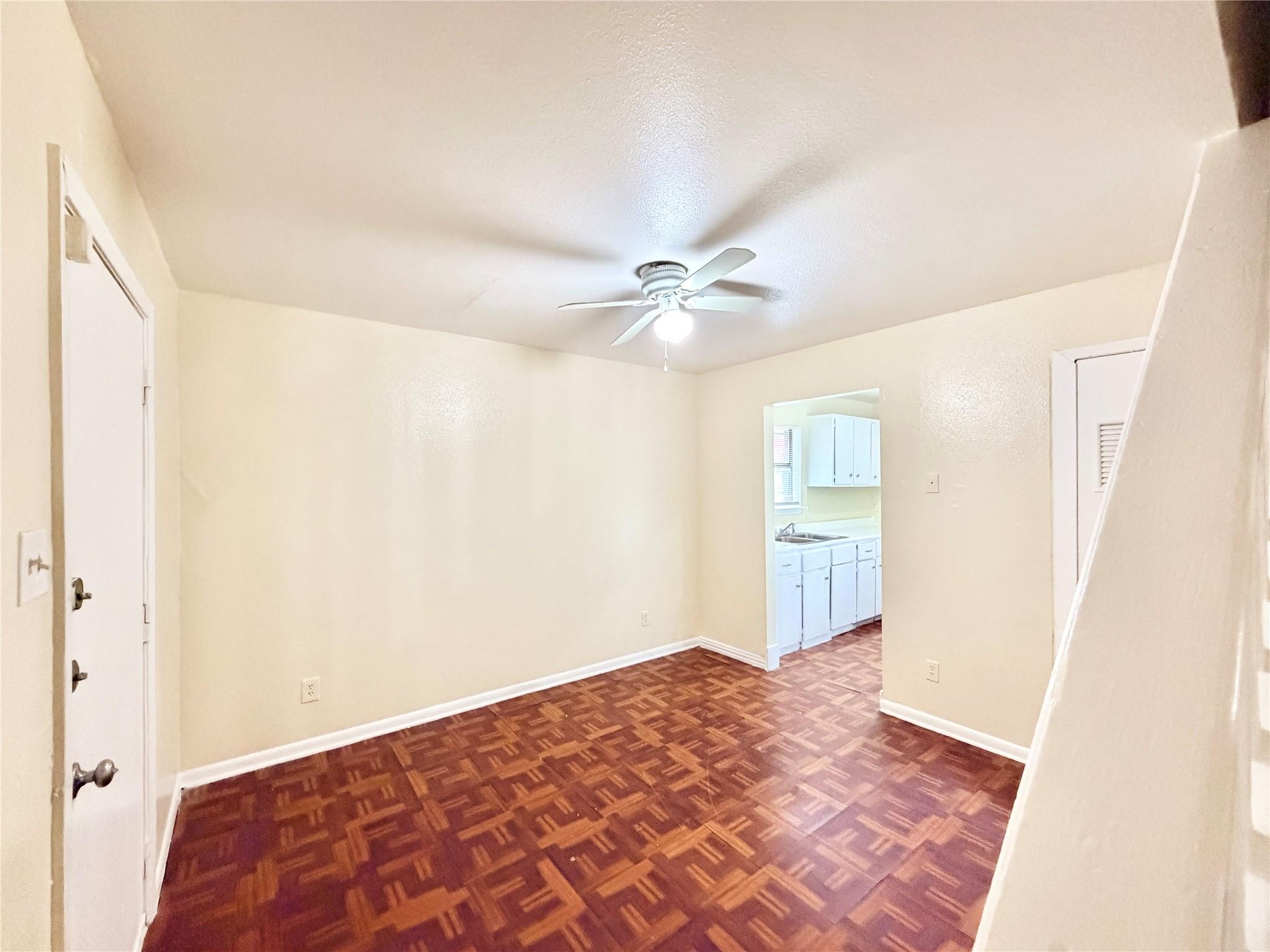 6257 Manor Road Austin TX 78723