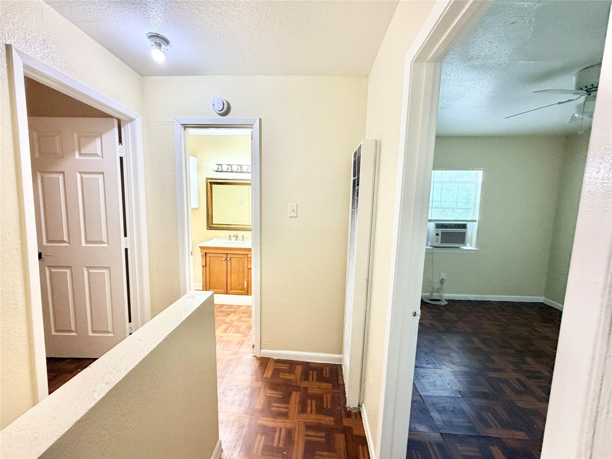 6257 Manor Road Austin TX 78723