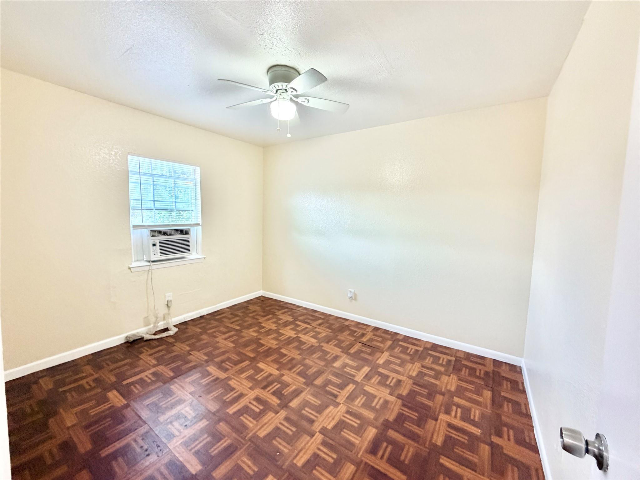 6257 Manor Road Austin TX 78723