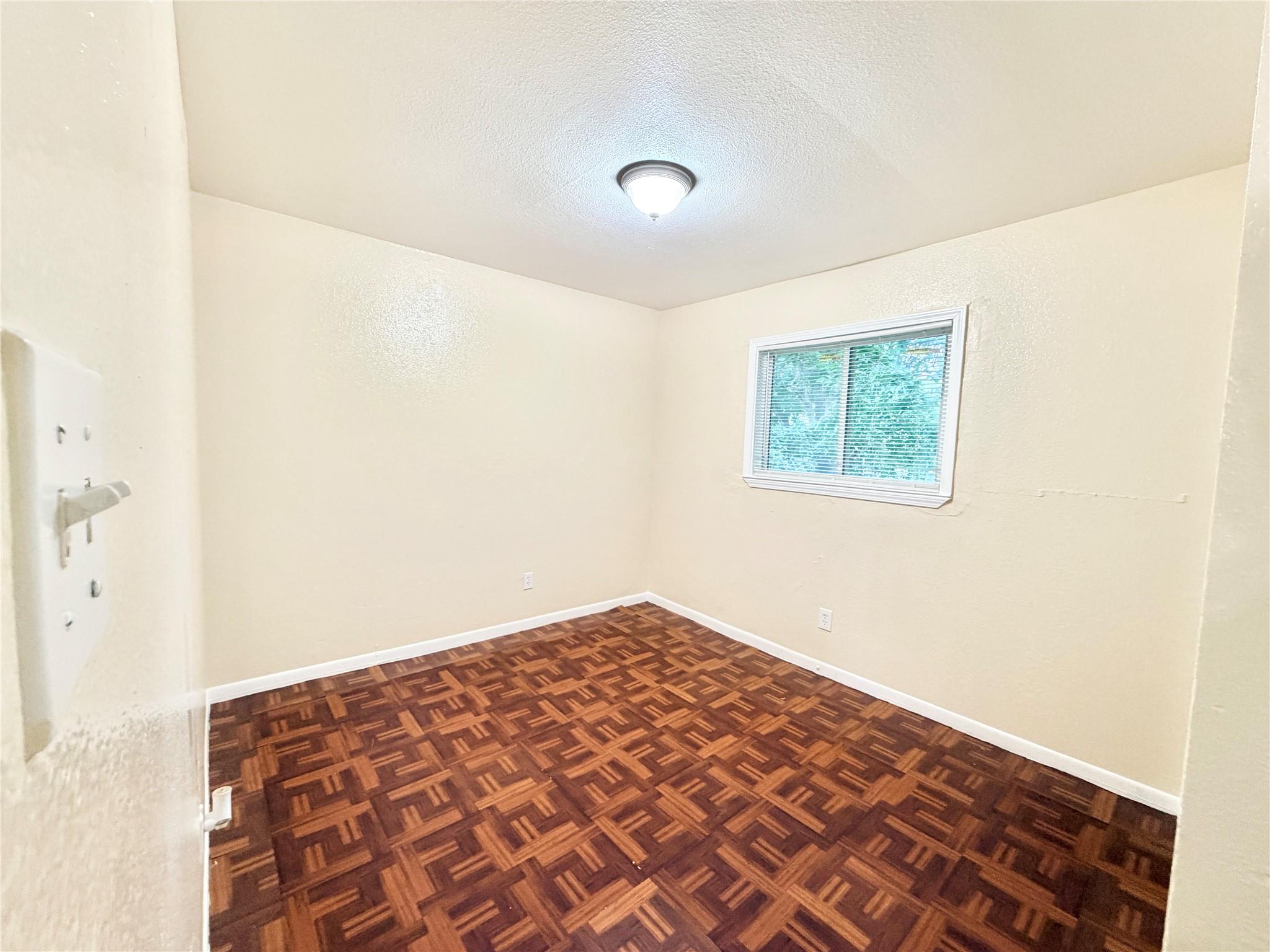 6257 Manor Road Austin TX 78723