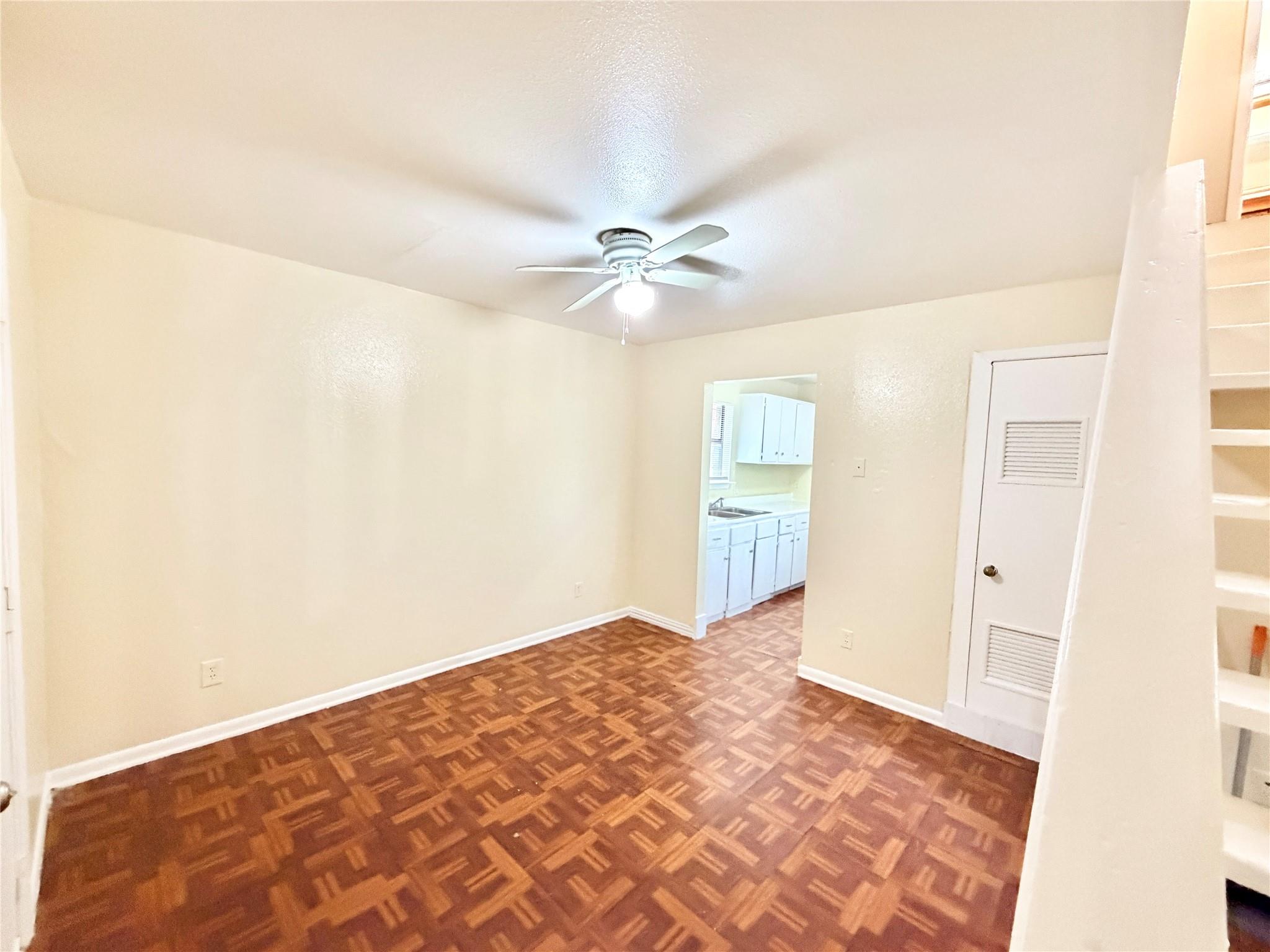 6257 Manor Road Austin TX 78723