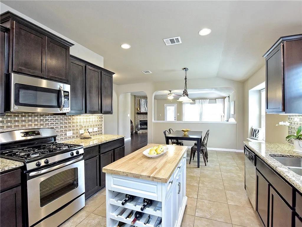 141 Florenz Lane Georgetown TX 78628