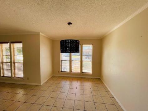 2206 Kenbridge Drive Austin TX 78757