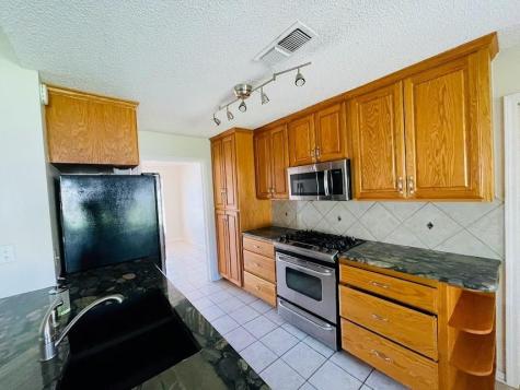 2206 Kenbridge Drive Austin TX 78757