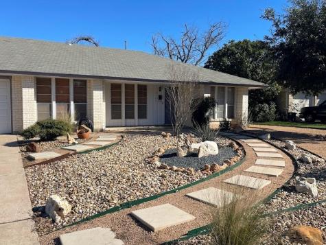 2206 Kenbridge Drive Austin TX 78757