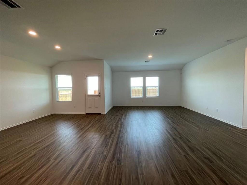 211 Coventry Drive Hutto TX 78634
